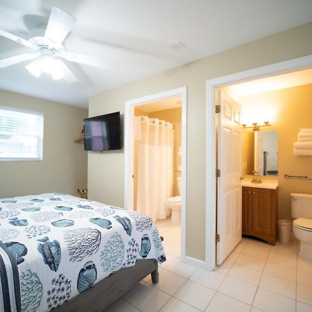 Caribbean Shores Waterfront Resort Jensen Beach Exterior photo