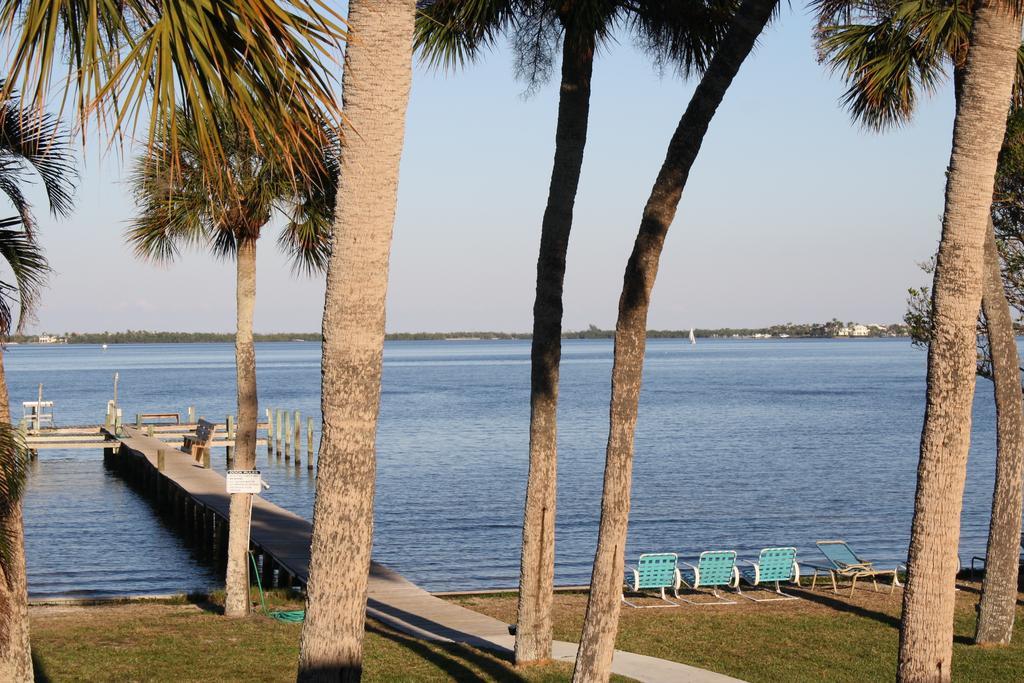 Caribbean Shores Waterfront Resort Jensen Beach Exterior photo